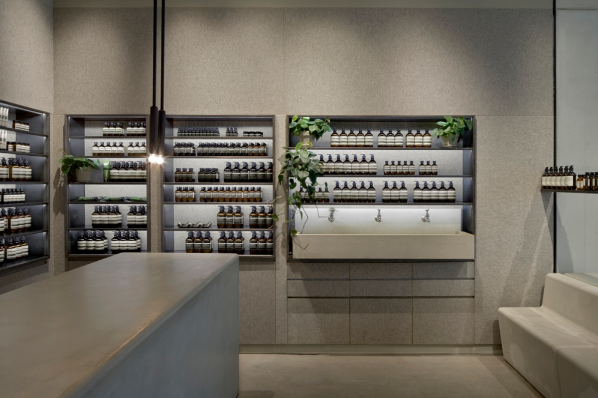 精心配方，為肌膚注入源源不斷的活力