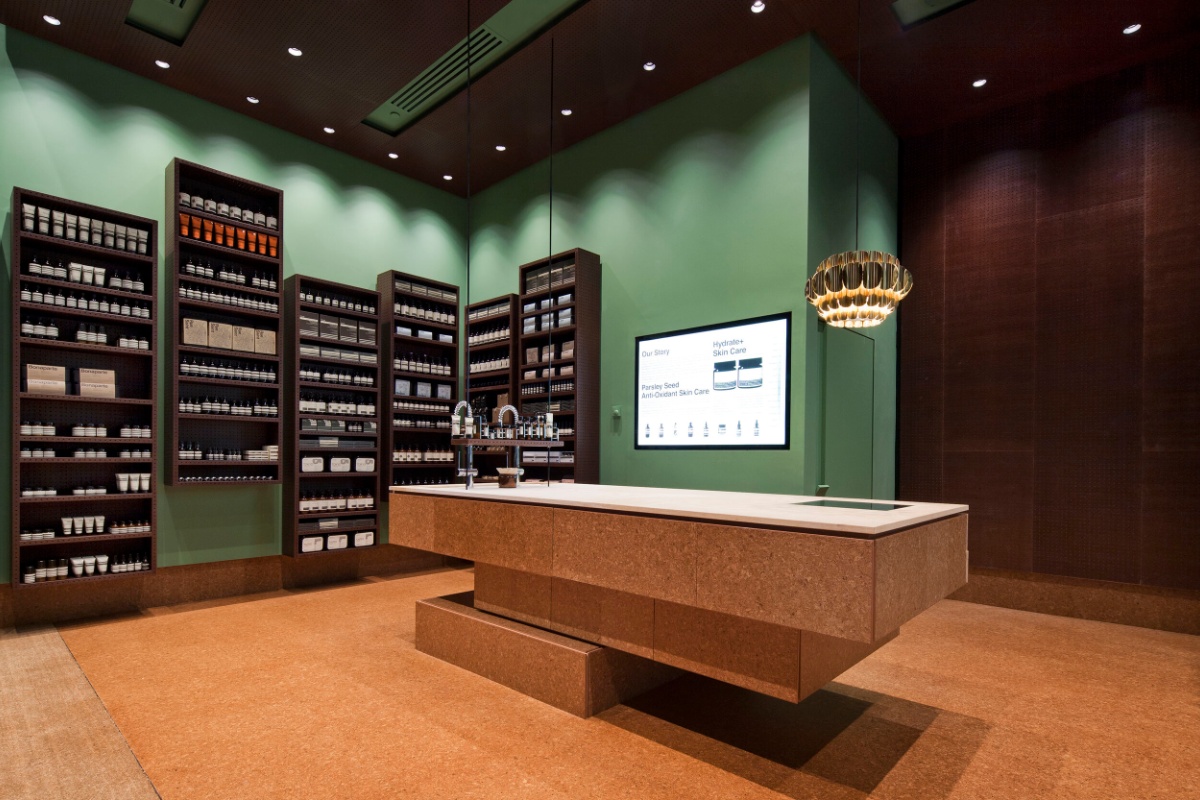 如何選擇適合自己的洗護品牌加盟？--洗面奶、沐浴露、男士洗護品牌選擇適合自己的洗護品牌加盟的關鍵因素佐泰/Zoeto